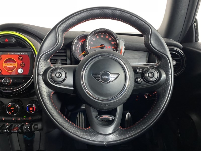 Used MINI Hatch 2018 for sale - 77137802: Photo 5