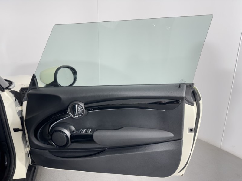 Used MINI Convertible 2022 for sale - 77848226: Photo 24