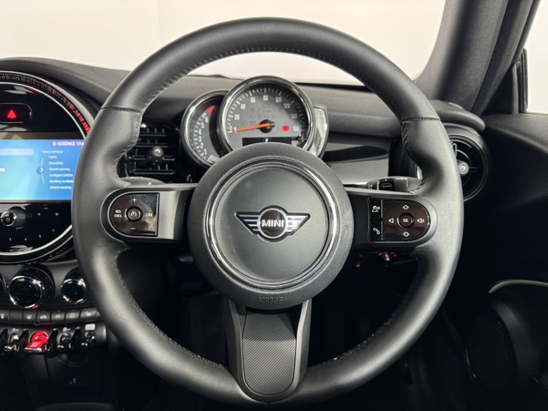 Used MINI Convertible 2022 for sale - 77848226: Photo 5