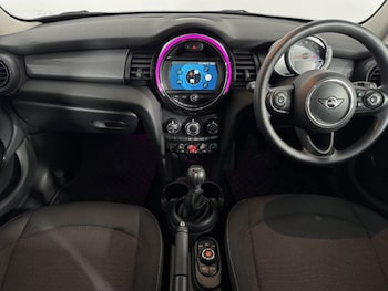 Used MINI Hatch 2019 for sale - 77258412: Photo