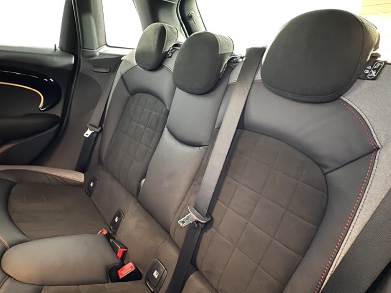 Used MINI Hatch 2023 for sale - 77819297: Photo 12