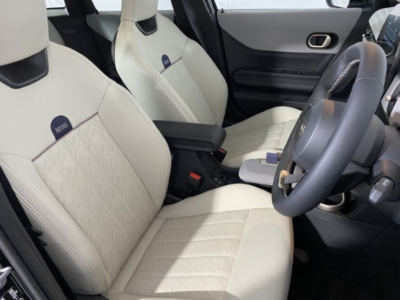 Used MINI Cooper 2025 for sale - 76981409: Photo 11