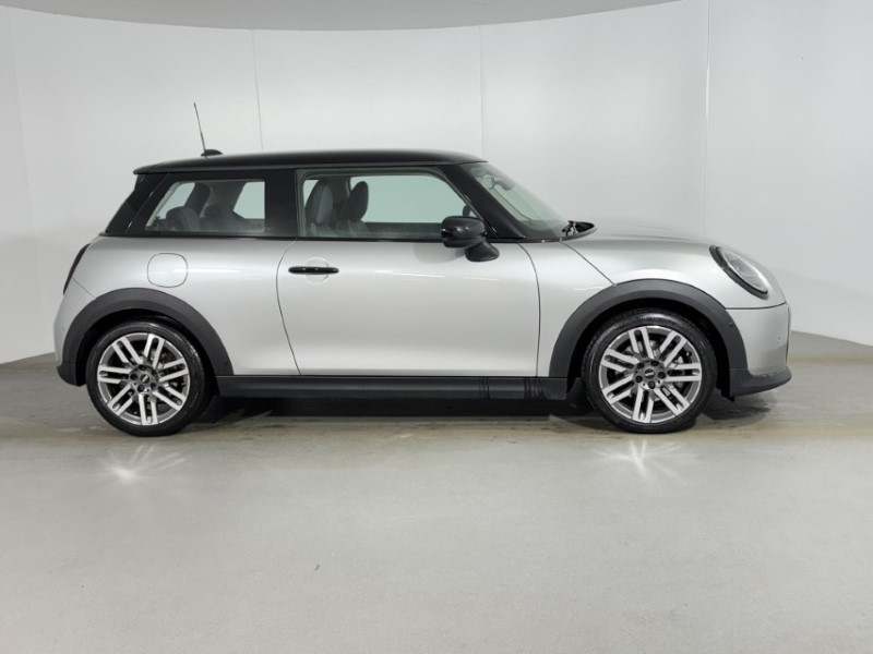 Used MINI Cooper 2024 for sale - 77151646: Photo 3