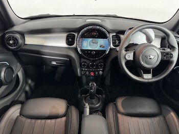 Used MINI Hatch 2023 for sale - 78424143: Photo