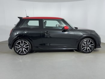 Used MINI Cooper 2024 for sale - 78370551: Photo
