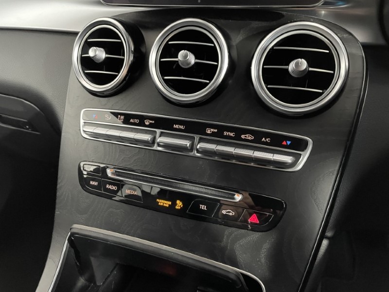 Used Mercedes-Benz GLC 2018 for sale - 76981462: Photo 21