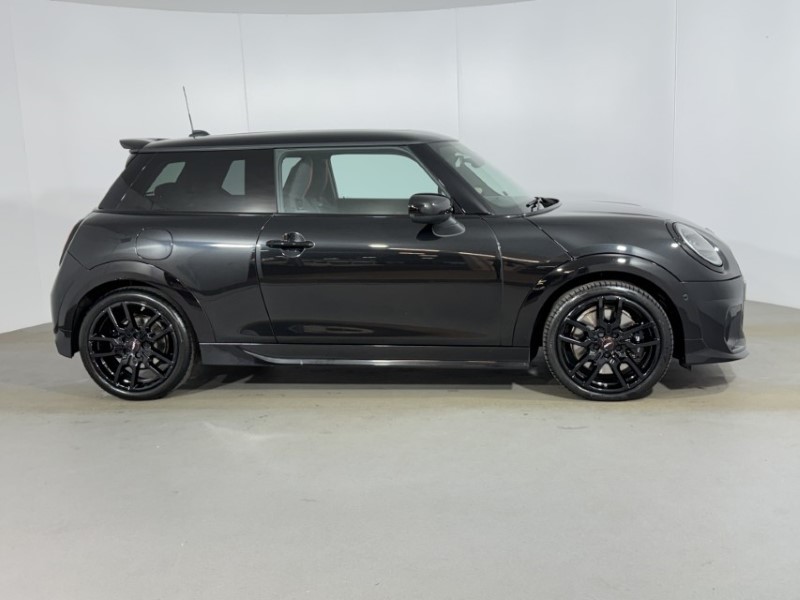 Used MINI Cooper 2024 for sale - 77581455: Photo 3