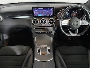 Used Mercedes-Benz GLC 2021 for sale - 76981020: Photo