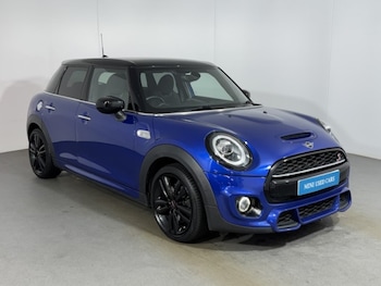 Used MINI Hatch 2020 for sale - 78733013: Photo