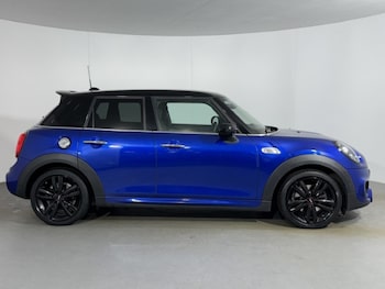 Used MINI Hatch 2020 for sale - 78733013: Photo