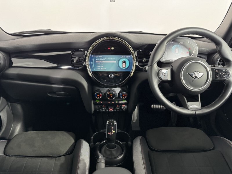 Used MINI Hatch 2023 for sale - 77973650: Photo 4