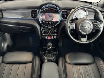 Used MINI Hatch 2021 for sale - 79021203: Photo