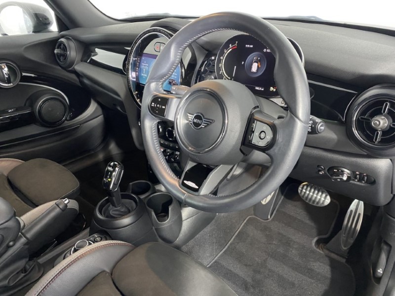 Used MINI Hatch 2023 for sale - 76981180: Photo 6