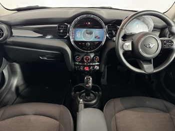 Used MINI Hatch 2023 for sale - 77973660: Photo