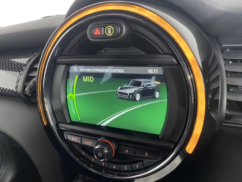 Used MINI Hatch 2019 for sale - 76981701: Photo 29