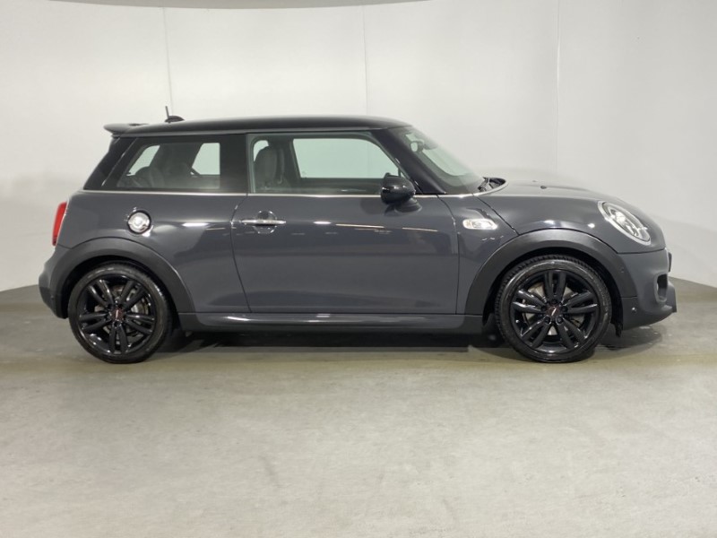 Used MINI Hatch 2019 for sale - 76981701: Photo 3