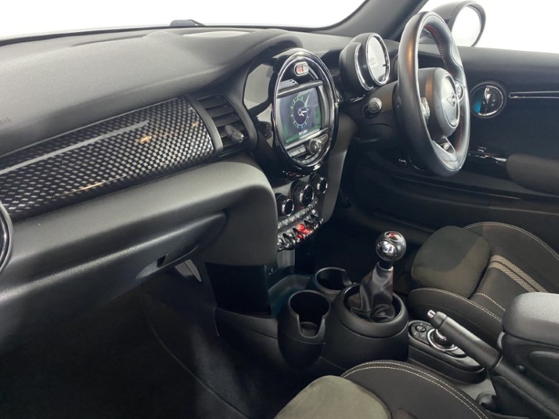 Used MINI Hatch 2019 for sale - 76981701: Photo 7