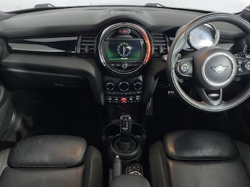 Used MINI Hatch 2020 for sale - 76982032: Photo