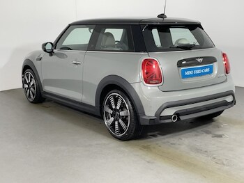 Used MINI Hatch 2022 for sale - 76981766: Photo