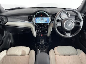 Used MINI Hatch 2022 for sale - 76981766: Photo