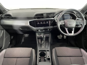 Used Audi Q3 2021 for sale - 77159188: Photo
