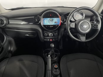 Used MINI Hatch 2021 for sale - 77235599: Photo