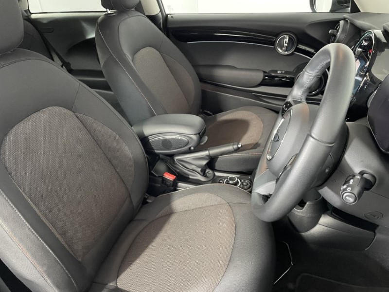 Used MINI Hatch 2023 for sale - 76982317: Photo 11