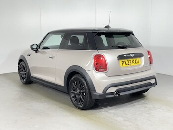 Used MINI Hatch 2023 for sale - 76982317: Photo