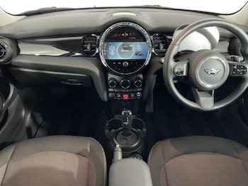 Used MINI Hatch 2023 for sale - 76982317: Photo