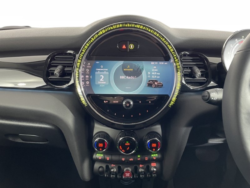 Used MINI Hatch 2023 for sale - 76982317: Photo 8