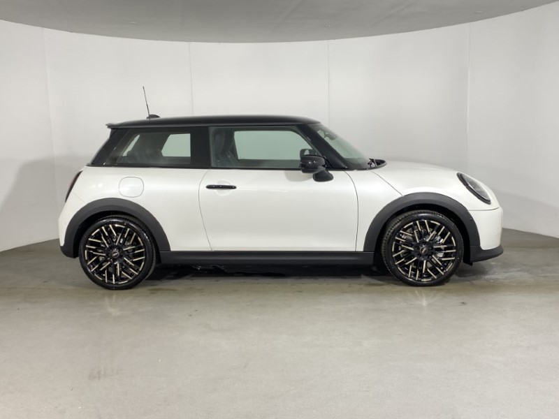 Used MINI Cooper 2025 for sale - 76982313: Photo 3