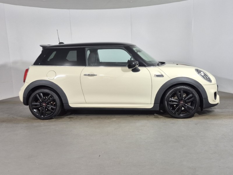 Used MINI Hatch 2020 for sale - 77124133: Photo 3