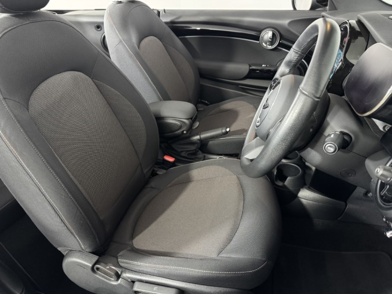 Used MINI Convertible 2023 for sale - 77578239: Photo 11