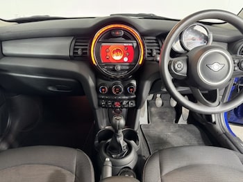 Used MINI Hatch 2019 for sale - 77877764: Photo