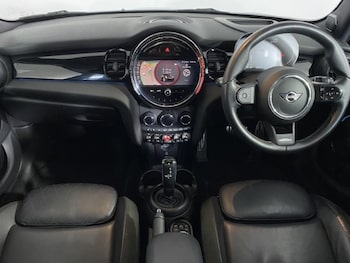 Used MINI Hatch 2021 for sale - 77207079: Photo