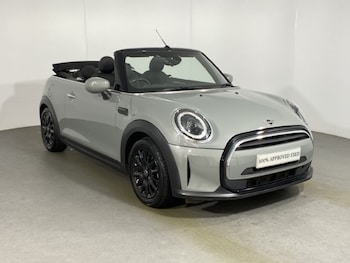 Used MINI Convertible 2022 for sale - 76981703: Photo