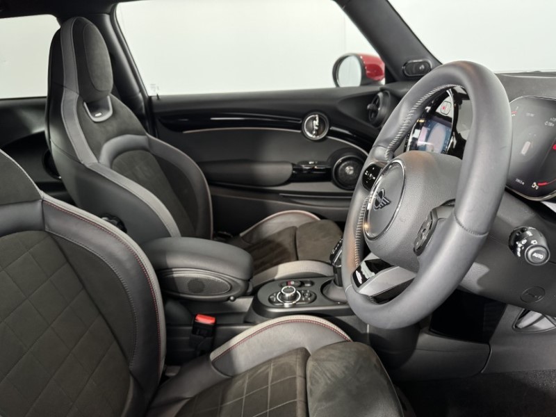 Used MINI Hatch 2023 for sale - 77532282: Photo 11