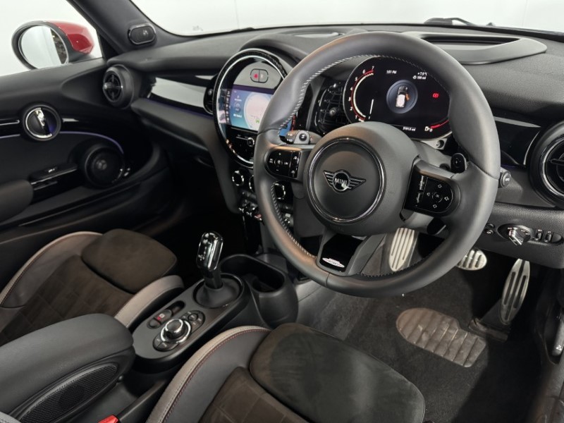 Used MINI Hatch 2023 for sale - 77532282: Photo 6