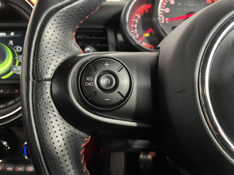 Used MINI Hatch 2018 for sale - 76981739: Photo 17