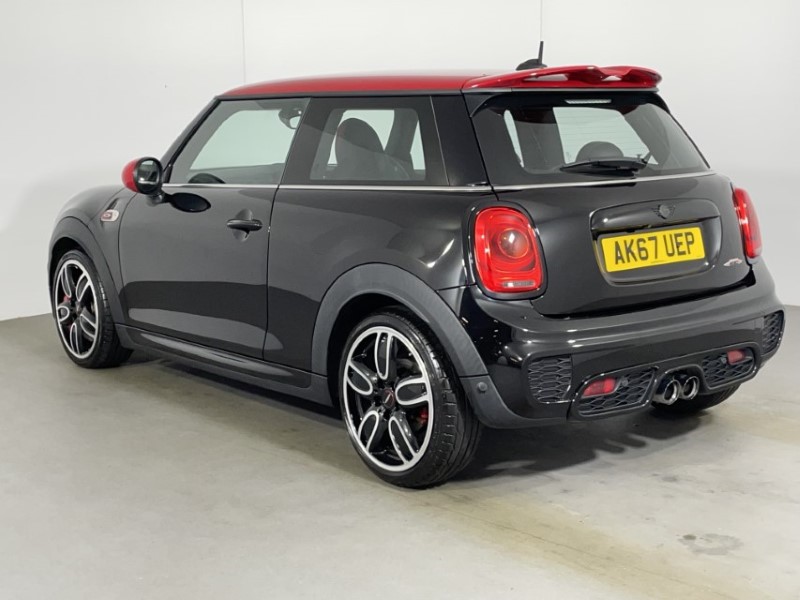 Used MINI Hatch 2018 for sale - 76981739: Photo 2