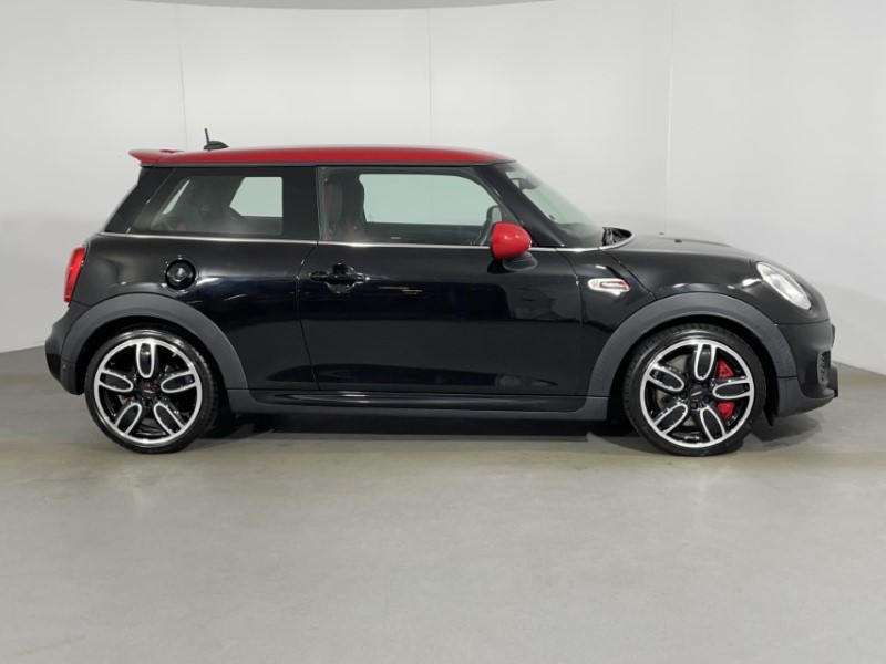 Used MINI Hatch 2018 for sale - 76981739: Photo 3