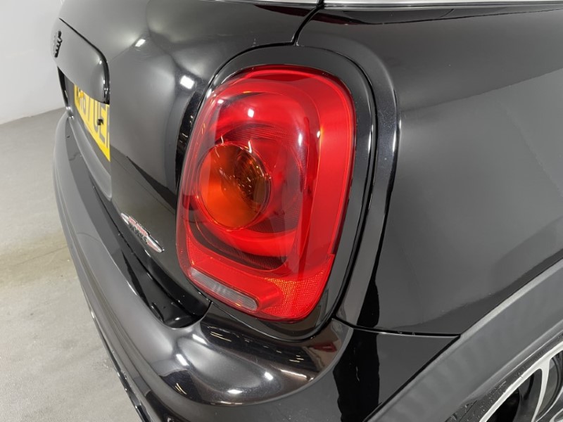 Used MINI Hatch 2018 for sale - 76981739: Photo 41