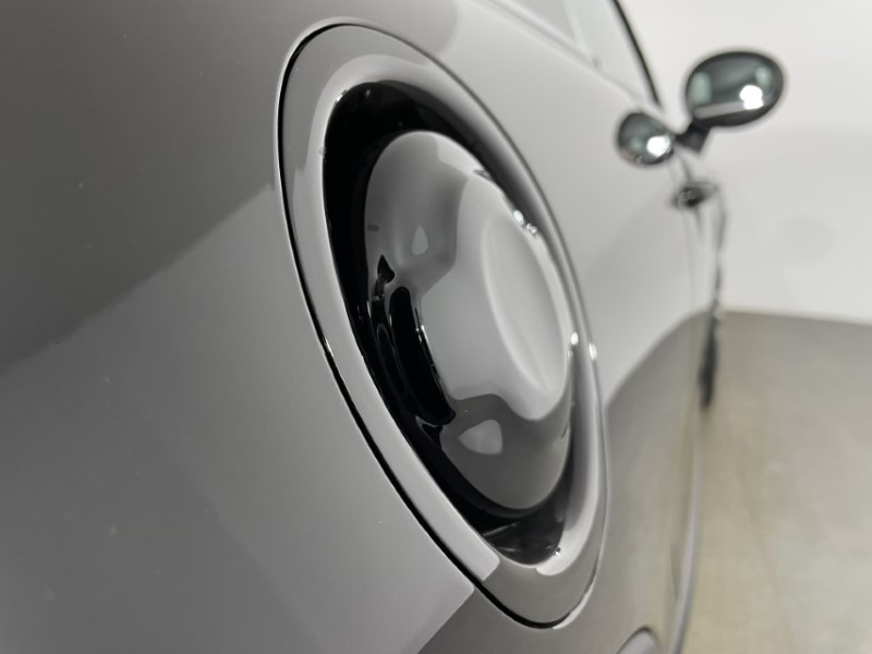 Used MINI Hatch 2018 for sale - 76981739: Photo 42