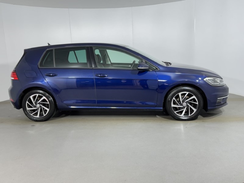 Used Volkswagen Golf 2020 for sale - 77225274: Photo 3