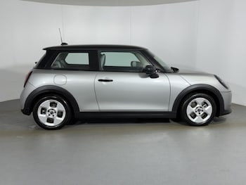 Used MINI Cooper 2025 for sale - 79515643: Photo