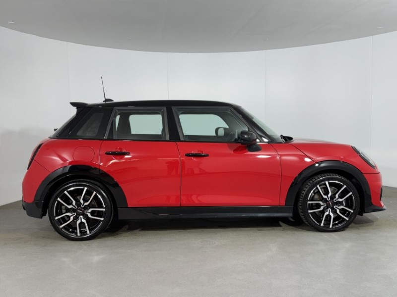 Used MINI Cooper 2024 for sale - 77813044: Photo 3