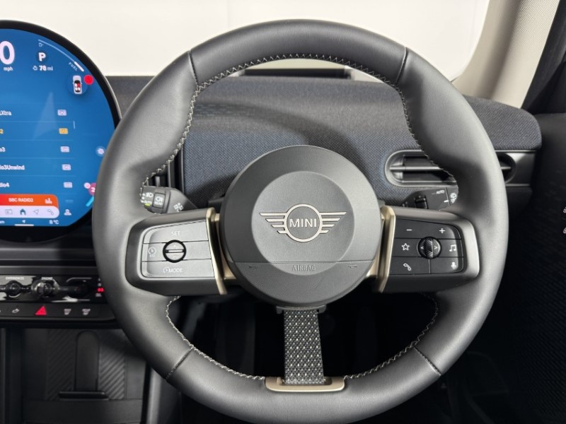 Used MINI Cooper 2025 for sale - 77679000: Photo 5