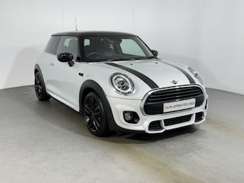 Used MINI Hatch 2019 for sale - 77461972: Photo