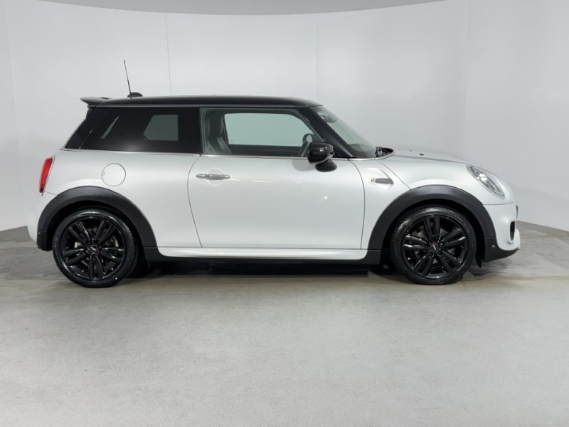 Used MINI Hatch 2019 for sale - 77461972: Photo 3