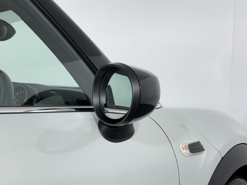 Used MINI Hatch 2019 for sale - 77461972: Photo 41